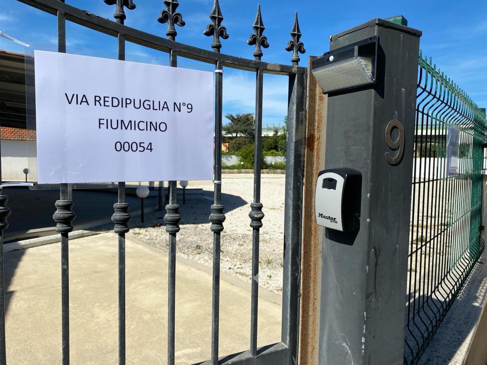 Fcoairporthouse Daire Fiumicino Dış mekan fotoğraf