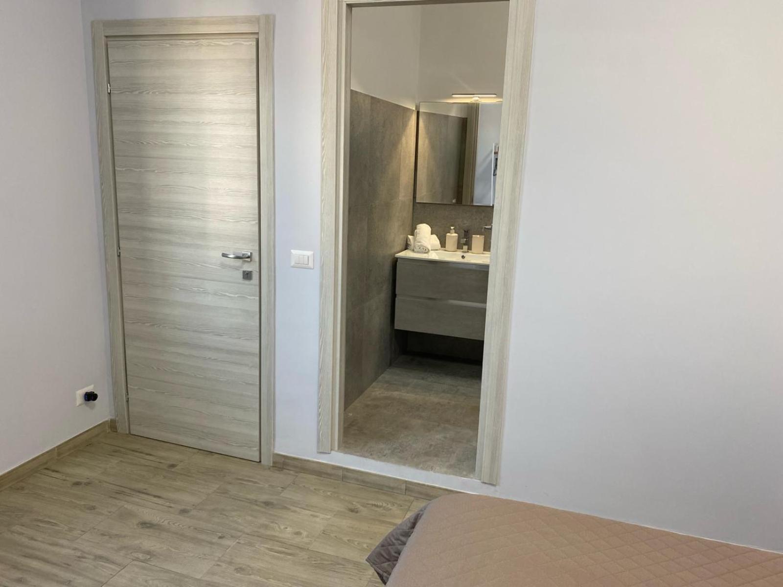 Fcoairporthouse Daire Fiumicino Dış mekan fotoğraf