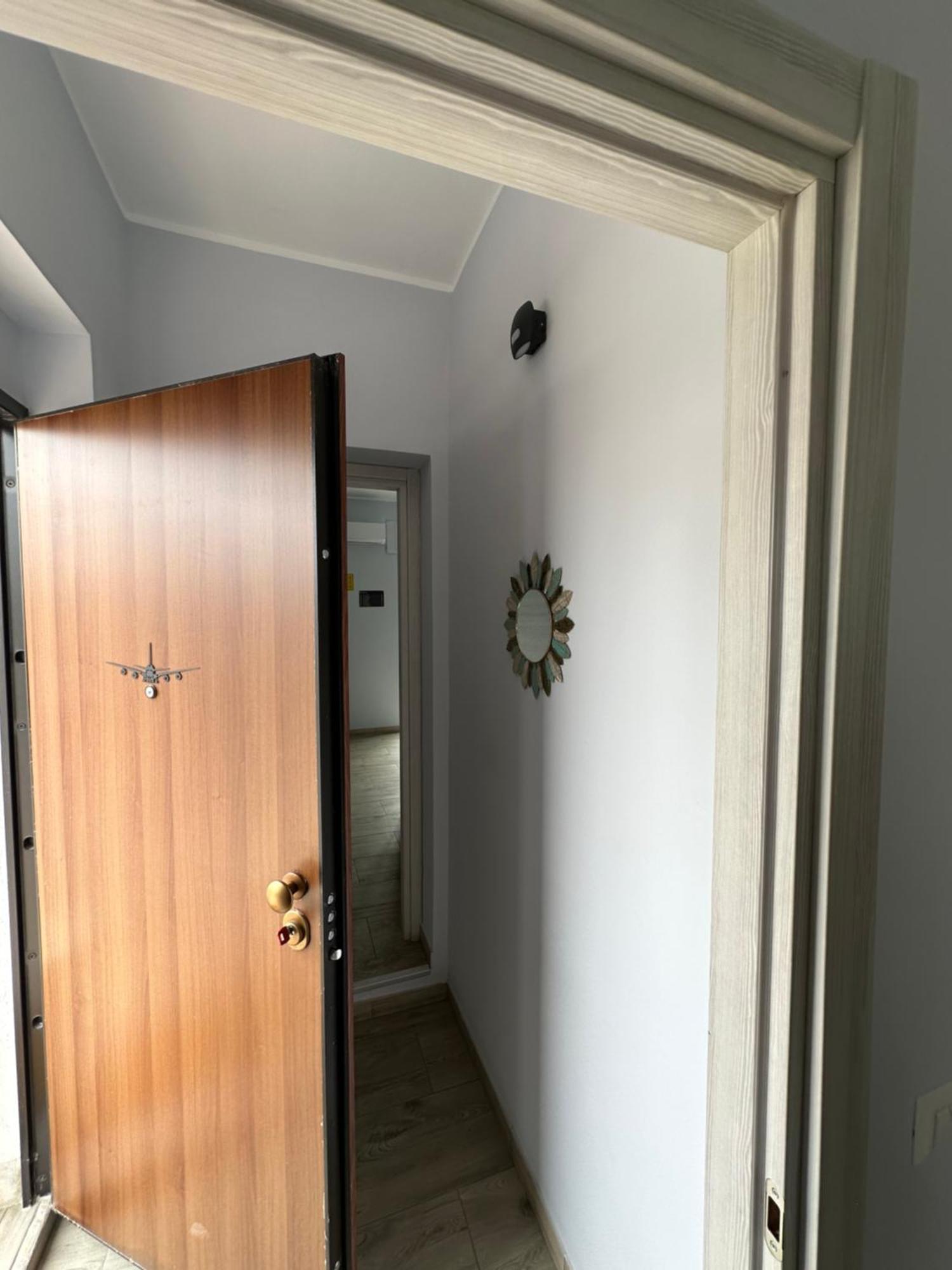 Fcoairporthouse Daire Fiumicino Dış mekan fotoğraf