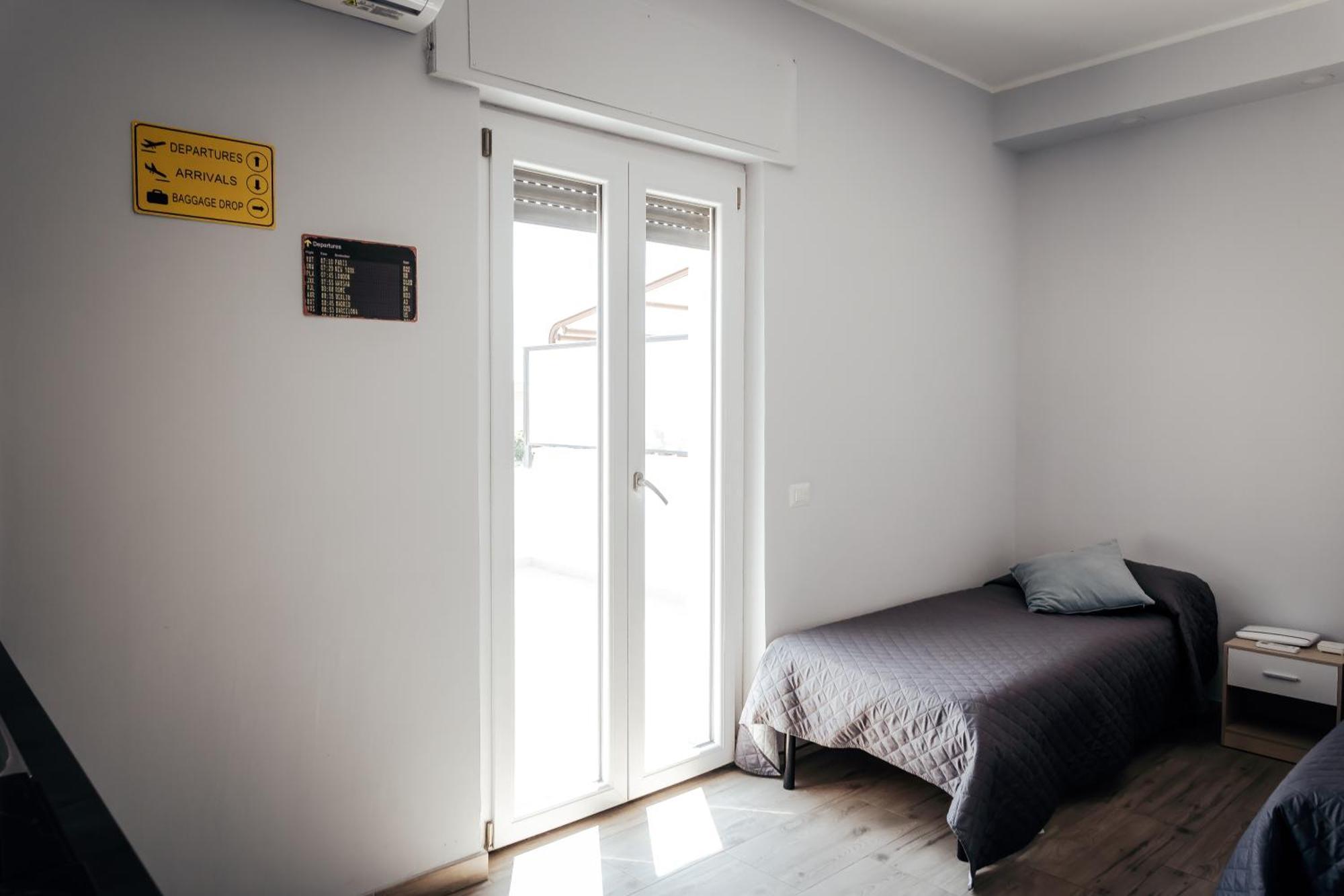 Fcoairporthouse Daire Fiumicino Dış mekan fotoğraf